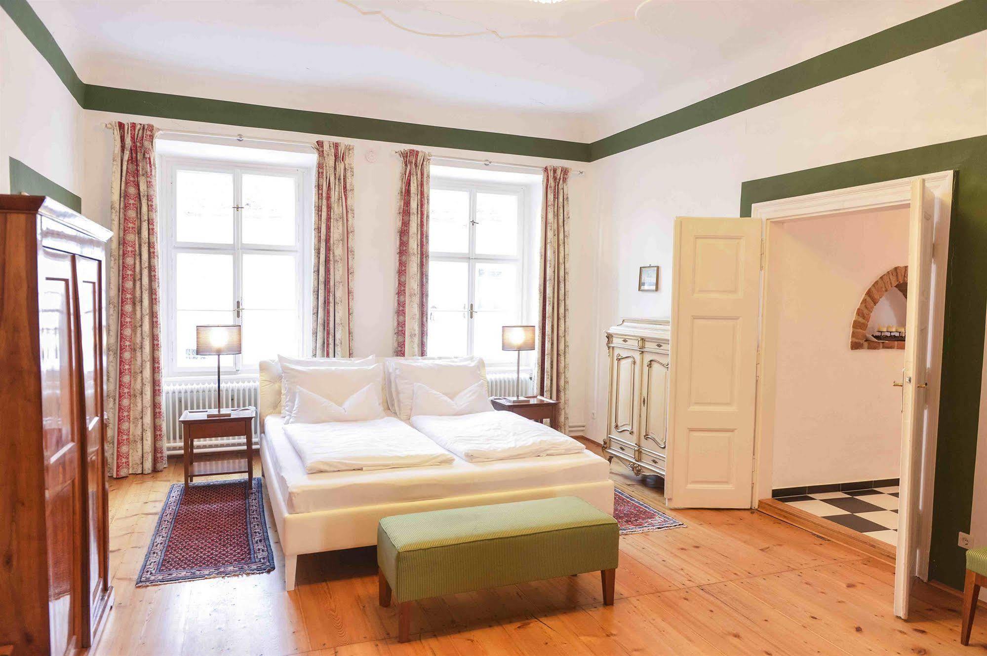 Schlosshotel Mailberg Eksteriør billede